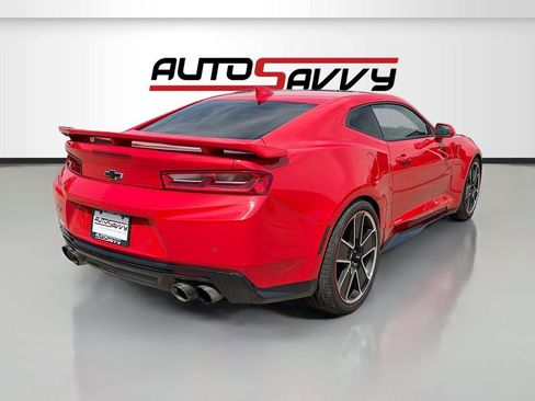Used 2018 Chevrolet Camaro ZL1 RWD image 7
