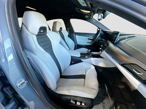 Used 2023 BMW M5 w/ Competition Package image 28