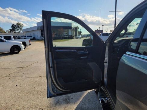 Used 2023 GMC Sierra 1500 Denali w/ Technology Package image 13