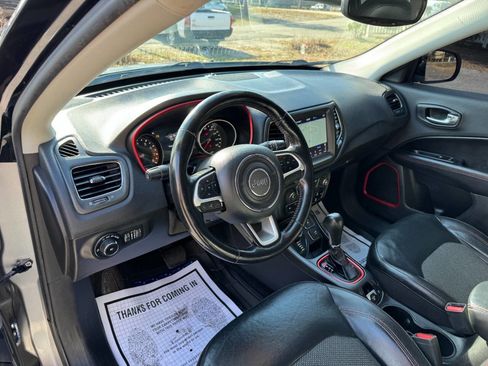 Used 2019 Jeep Compass Trailhawk w/ Cold Weather Group image 20