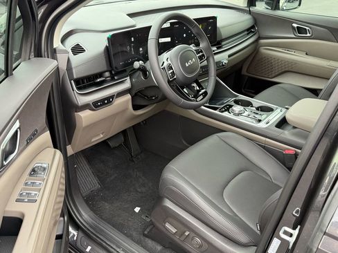 New 2026 Kia Carnival SX image 7