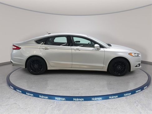 Used 2014 Ford Fusion SE w/ Equipment Group 202A image 5