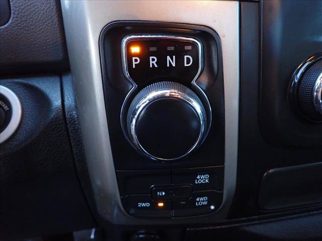 Used 2015 RAM 1500 Classic SLT AWD/4WD image 18