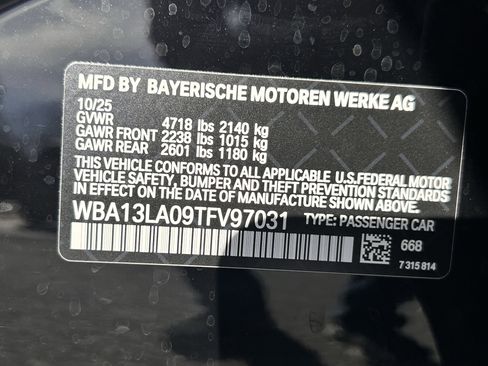 Used 2026 BMW 330i Sedan w/ Convenience Package RWD image 29