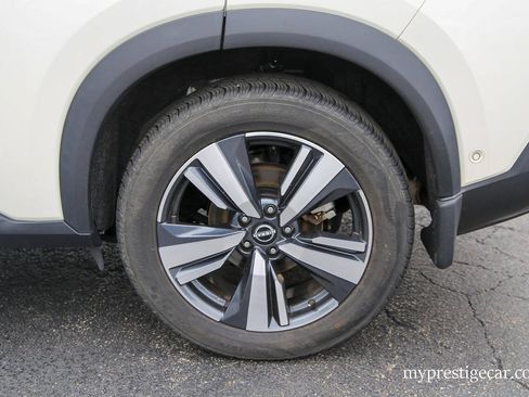 Used 2022 Nissan Rogue SL w/ SL Premium Package AWD/4WD image 5