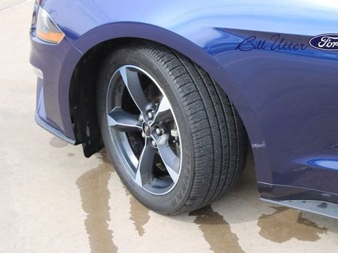 Used 2020 Ford Mustang Coupe image 7