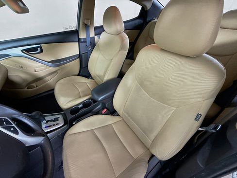 Used 2011 Hyundai Elantra GLS FWD image 22