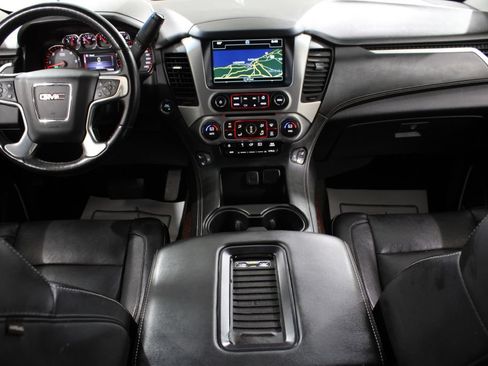 Used 2016 GMC Yukon SLT AWD/4WD image 2