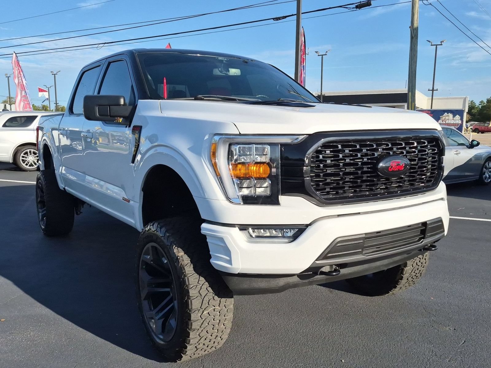 Used 2022 Ford F150 XLT w/ Equipment Group 302A High AWD/4WD image 3