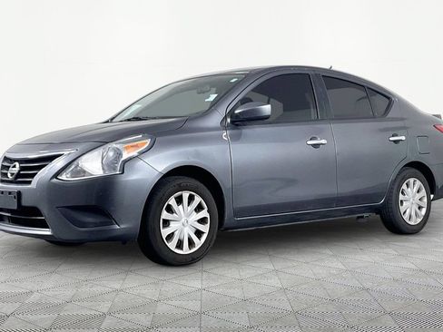 Used 2017 Nissan Versa SV FWD image 1