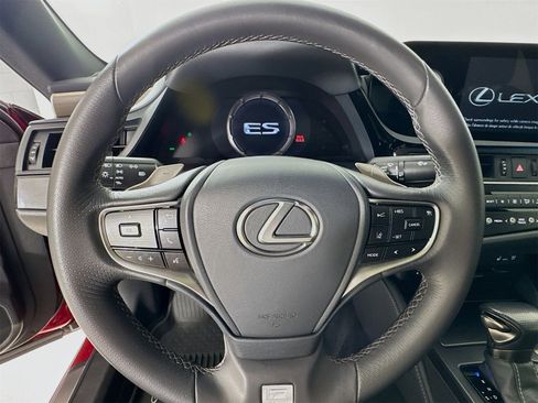 Used 2022 Lexus ES 350 F Sport image 12