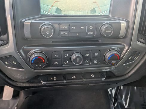 Used 2018 Chevrolet Silverado 1500 LT w/ All Star Edition AWD/4WD image 29