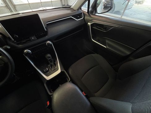Used 2025 Toyota RAV4 LE image 34