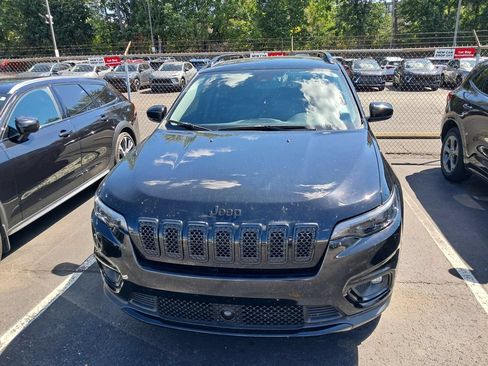 Used 2023 Jeep Cherokee Altitude Lux AWD/4WD image 5