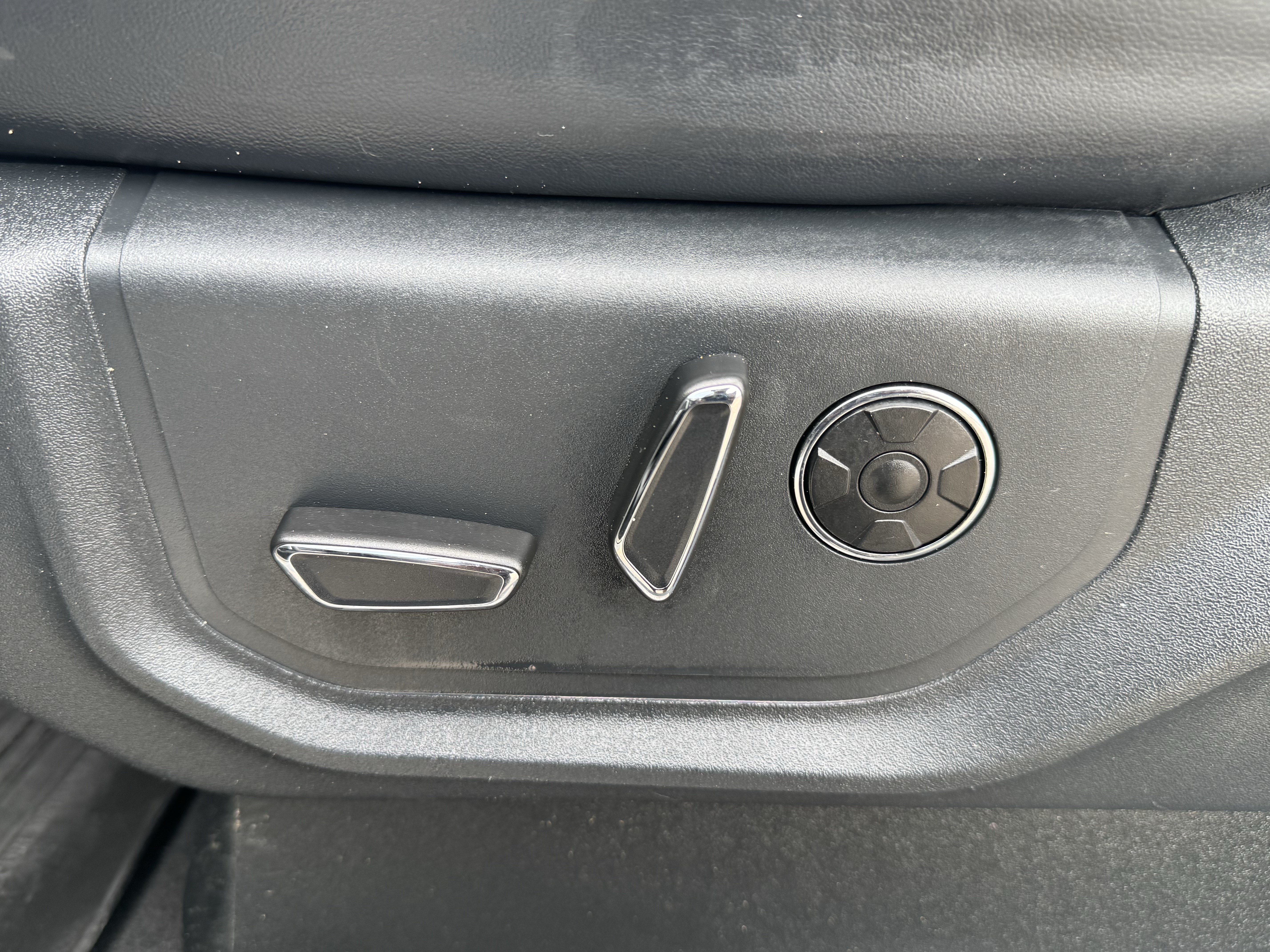 Used 2022 Ford F250 Platinum AWD/4WD image 18