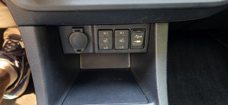 Used 2015 Toyota Corolla S Premium FWD image 25