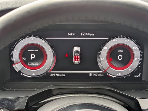 Used 2024 Nissan Pathfinder Platinum FWD image 27