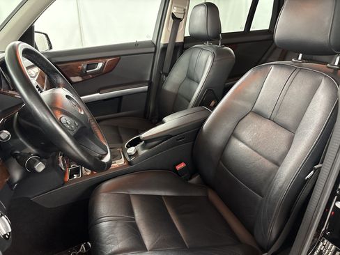 Used 2010 Mercedes-Benz GLK 350 4MATIC image 26