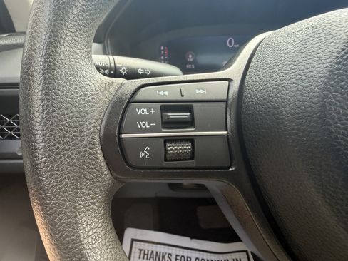 Used 2024 Honda Accord EX image 34