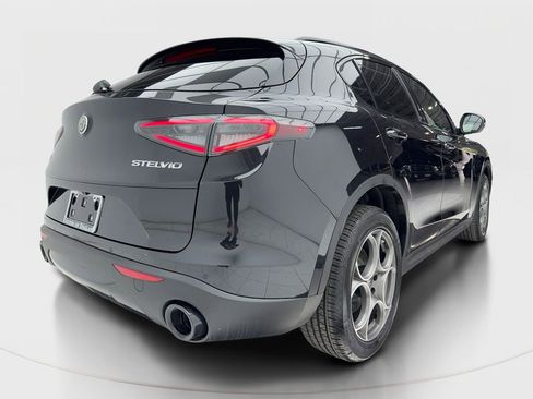 New 2026 Alfa Romeo Stelvio Sprint w/ Convenience Package AWD/4WD image 7