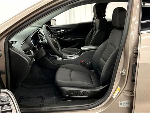 Used 2023 Chevrolet Malibu LT image 23