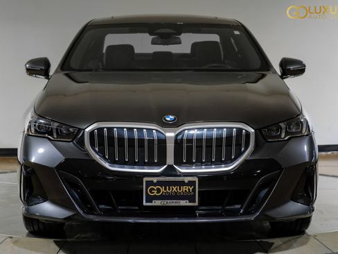Used 2026 BMW 530i xDrive AWD/4WD image 7