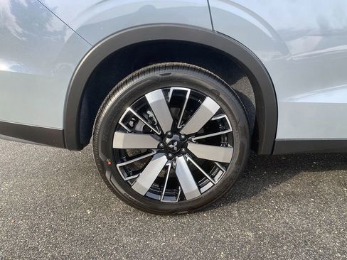 New 2026 Mitsubishi Outlander SE image 30