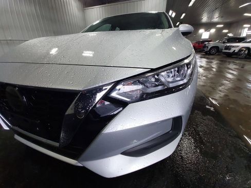 Used 2023 Nissan Sentra SV FWD image 31