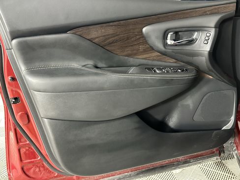 Used 2023 Nissan Murano Platinum w/ Cargo Package image 33