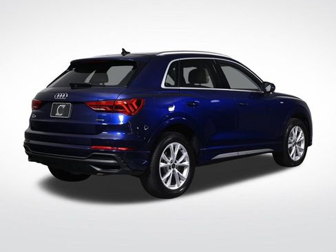 Used 2025 Audi Q3 2.0T Premium w/ Convenience Package image 5