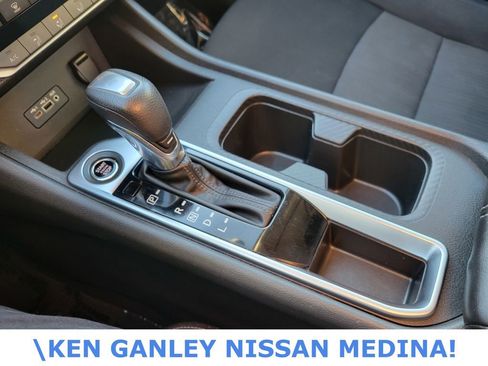 Used 2022 Nissan Sentra SV image 27