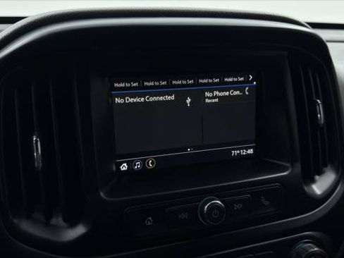 Used 2019 Chevrolet Colorado W/T RWD image 35
