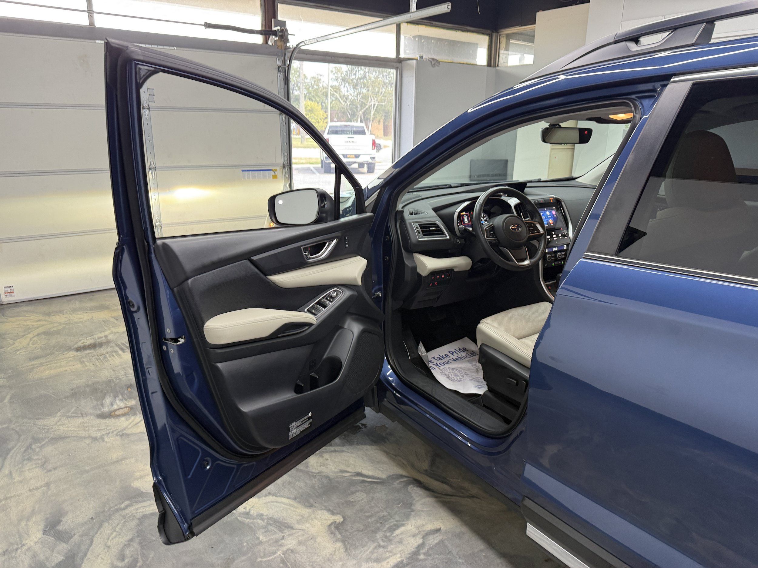 Used 2020 Subaru Ascent Limited w/ Popular Package #4 AWD/4WD image 8