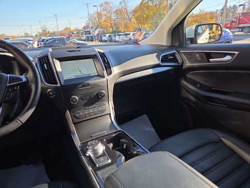 Used 2020 Ford Edge SEL w/ Convenience Package image 22