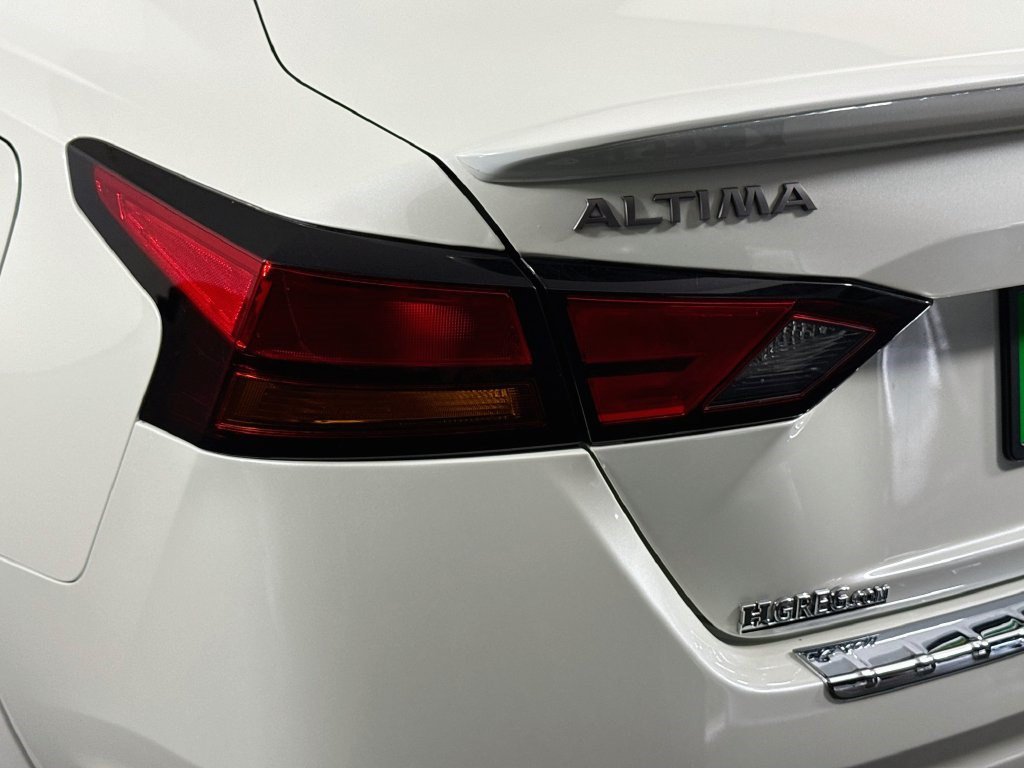 Used 2023 Nissan Altima 2.5 SR FWD image 35