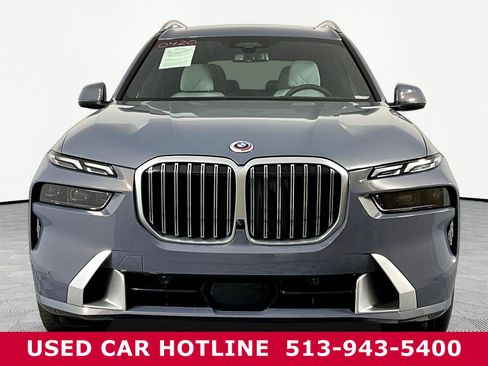 Used 2023 BMW X7 xDrive40i w/ Premium Package AWD/4WD image 2