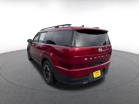 Used 2025 Hyundai Santa Fe SEL AWD/4WD image 11
