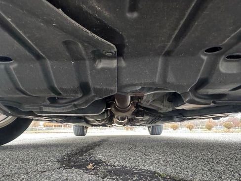 Used 2010 Toyota Camry XLE image 33