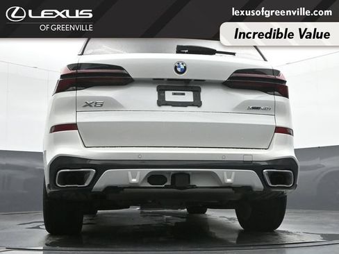 Used 2025 BMW X5 xDrive40i w/ M Sport Package AWD/4WD image 13