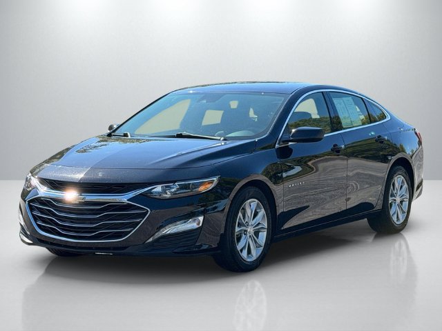 Used 2025 Chevrolet Malibu LT FWD image 3
