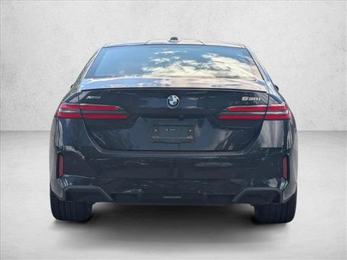 Used 2024 BMW 530i xDrive w/ Executive Package AWD/4WD image 6