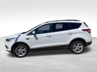 Used 2018 Ford Escape SEL w/ Ford Safe & Smart Package FWD video 1