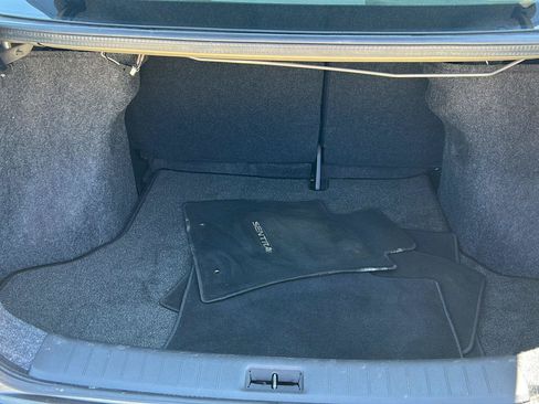 Used 2019 Nissan Sentra SV FWD image 13