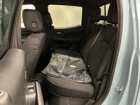 New 2026 Chevrolet Colorado LT image 18