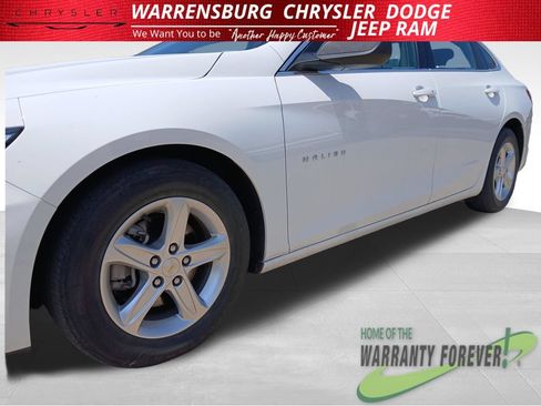 Used 2022 Chevrolet Malibu LS FWD image 32