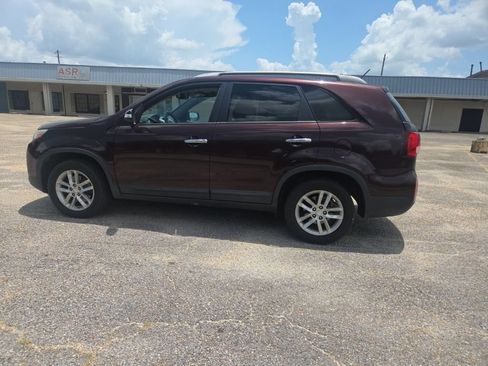 Used 2015 Kia Sorento LX FWD image 8