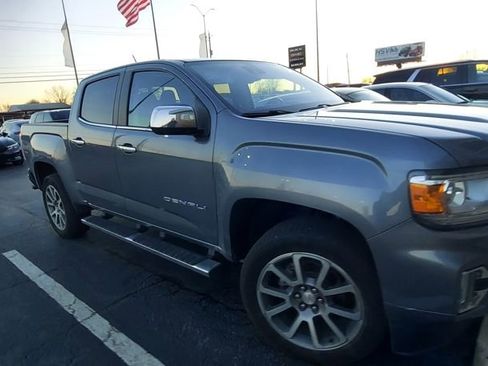 Used 2022 GMC Canyon Denali image 3