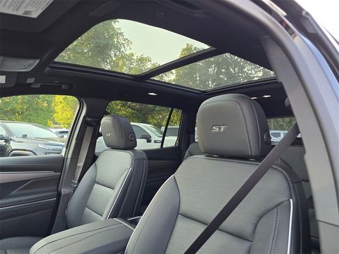 Used 2026 Buick Enclave Sport Touring w/ Power Package image 58