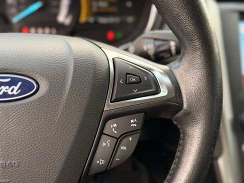 Used 2018 Ford Fusion SE w/ Equipment Group 602A FWD image 26