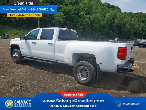 Used 2018 GMC Sierra 3500 4x4 Crew Cab w/ Sierra Convenience Package image 3